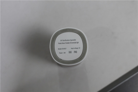 Dispositif germicide de désinfection de lampe UV portative de stérilisateur de voiture